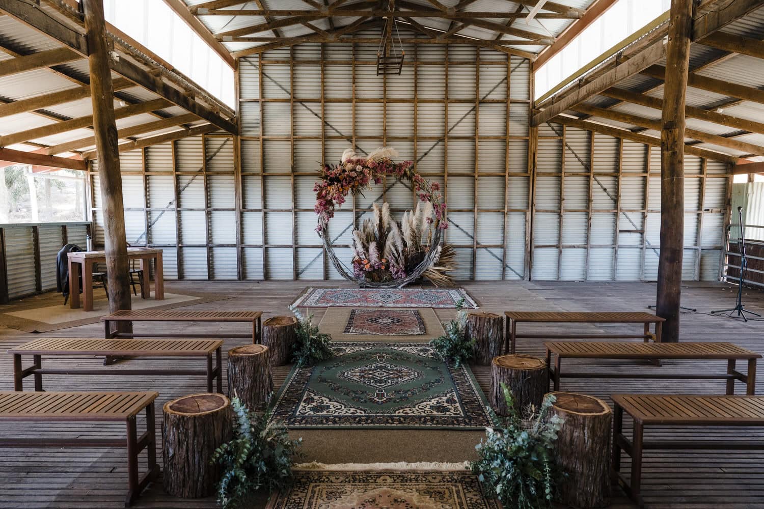 Pretty Willow Prop Hire