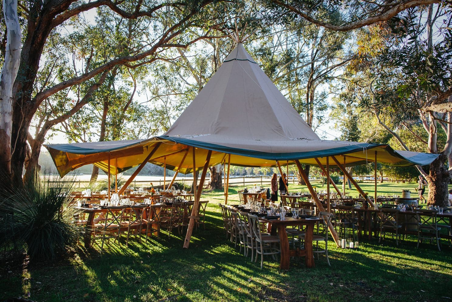 tipi-wedding